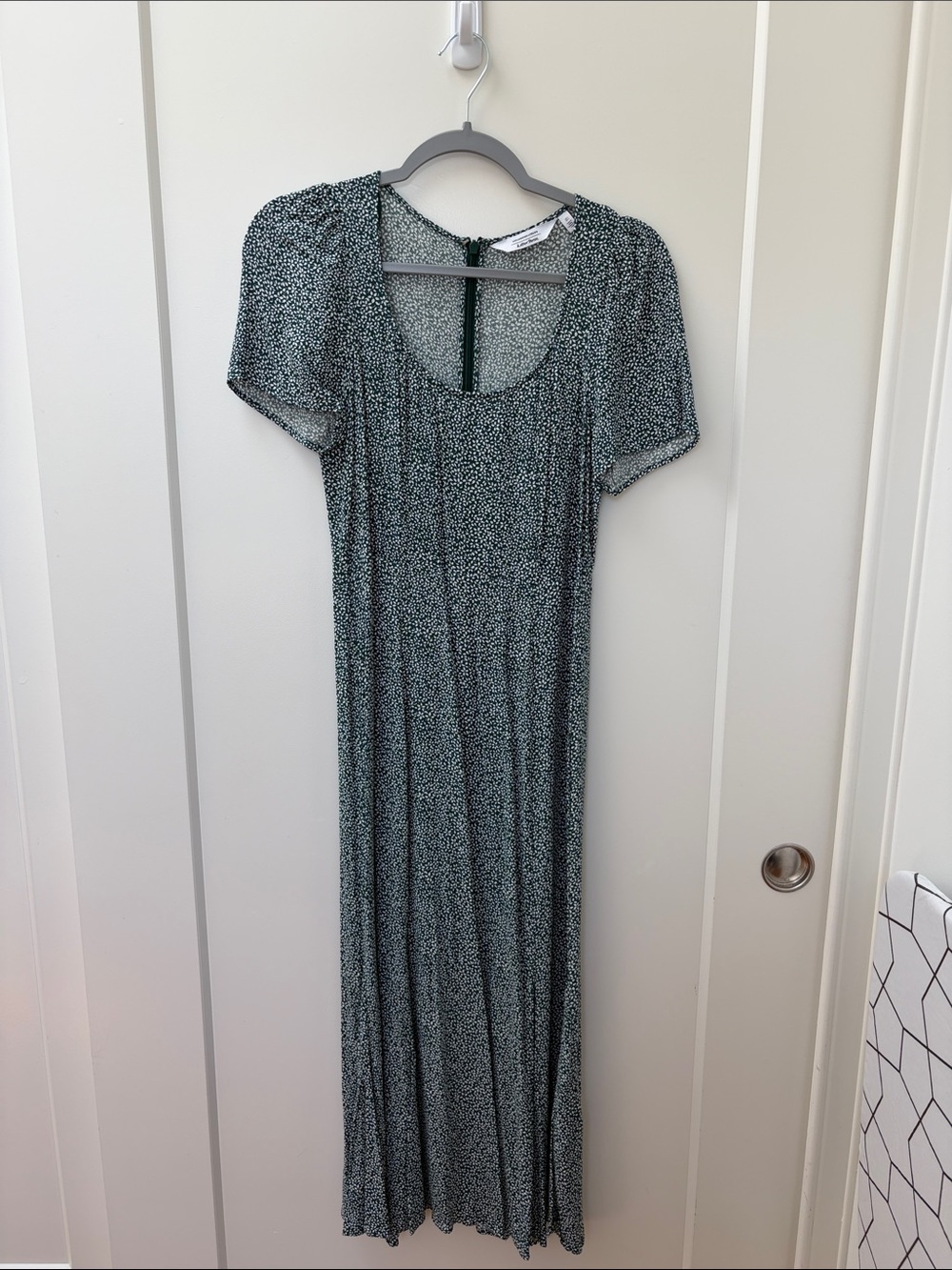 & Other Stories Casual Short Sleeve Scoop Neck Maxi Dress — Green Speckle